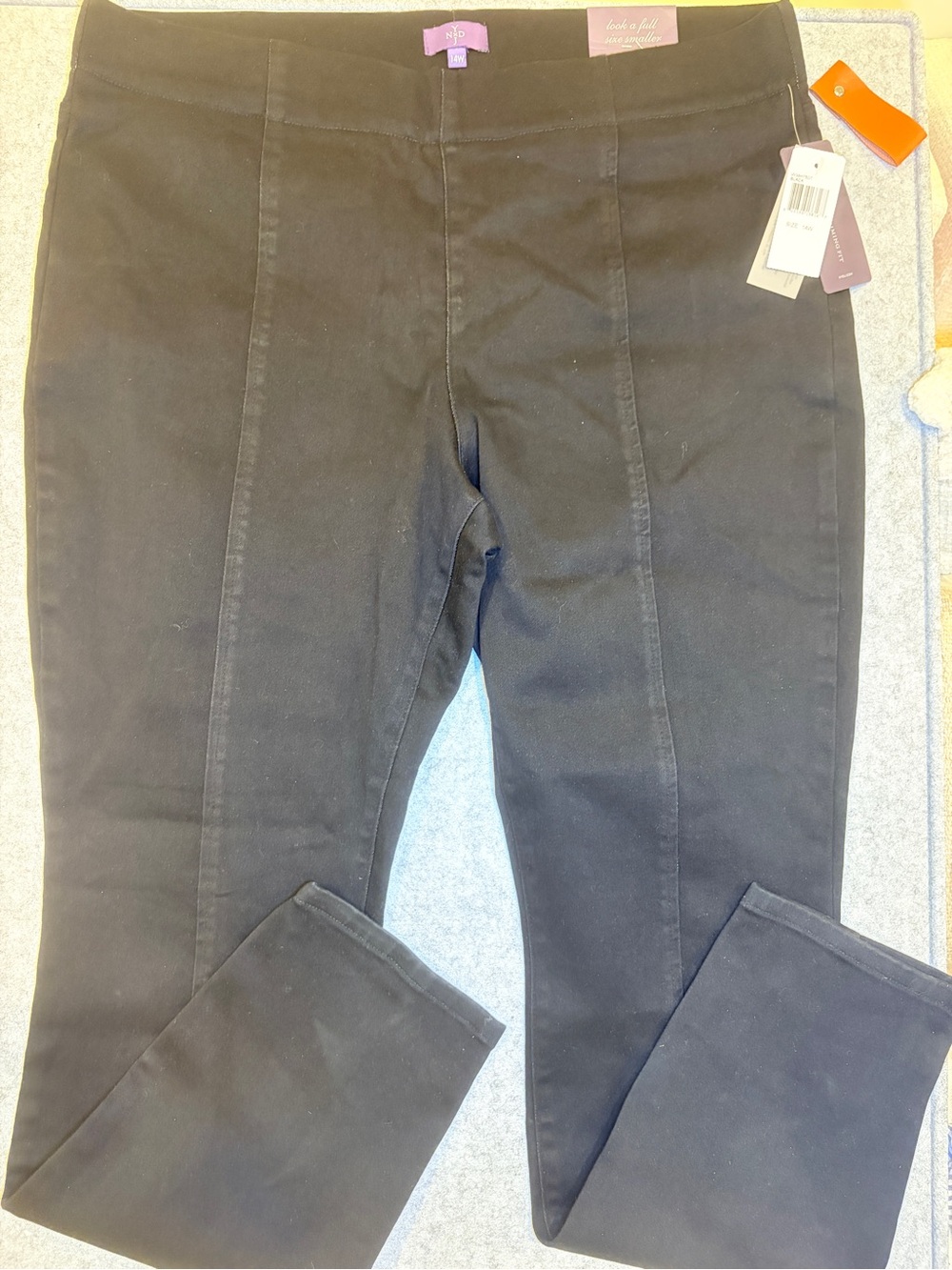 NYD jeans Black Women's Pull-On Jeans, nice stretch.
